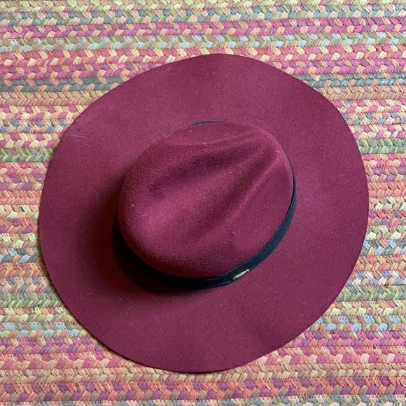 Abercrombie & Fitch Accessories - MAROON ABERCROMBIE FELT WIDE BRIMMED BOHO HAT